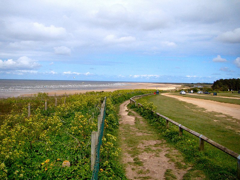 2438_View_from_Hunstanton_cliffs.JPG